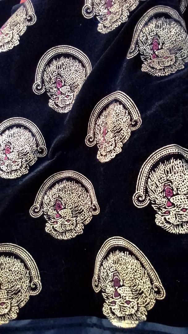 Black Isi Agu Fabric per yard